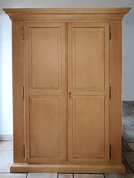 Kleiderschrank Dielen-Schrank mit Hoteleinteilung Duett B 145 H 200 cm Pinie massiv