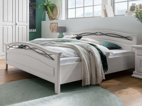 Bett 180 x 200 cm Doppelbett Ehebett Catania Holz Pinie Nordica massiv weiß gewachst