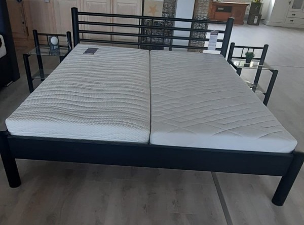 Metallbett Christina 180x200 cm mit 2 Nachtkonsolen Ausstellungsstück